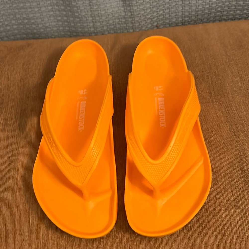 Birkenstock flip flops size 11